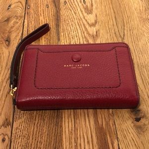 Marc Jacobs Leather Wristlet - Burgundy